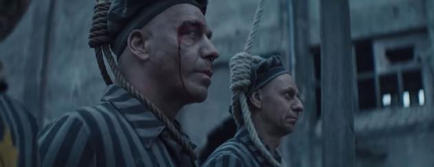 Invitan a Rammstein a campo de concentración por su polémico clip