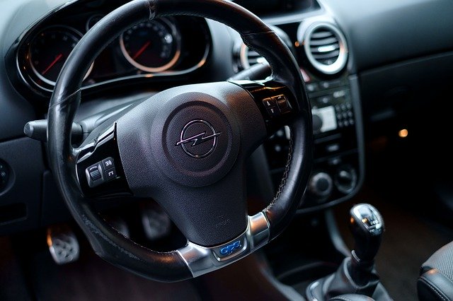 Automotriz Opel eliminará 2.100 puestos de trabajo más en Alemania