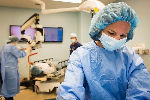Gobierno alemán adquiere 20 millones de mascarillas quirúrgicas