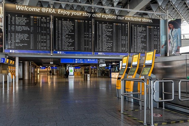 Aeropuerto de Fráncfort afronta amplio ajuste por el coronavirus