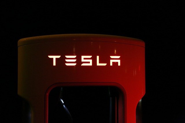 Tesla critica proceso de aprobación de su fábrica cerca de Berlín