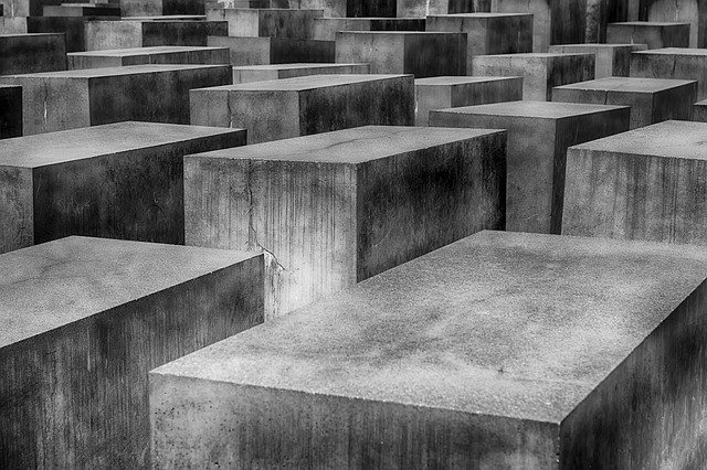 Presidente alemán pide que se mantenga viva la memoria de las víctimas del Holocausto