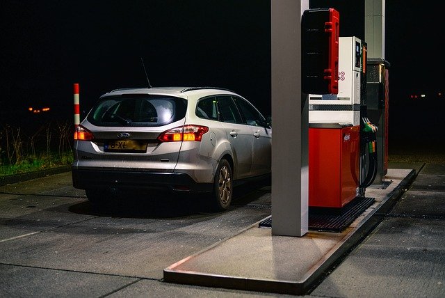 Uno de cada tres conductores alemanes deja el coche en casa más para ahorrar combustible