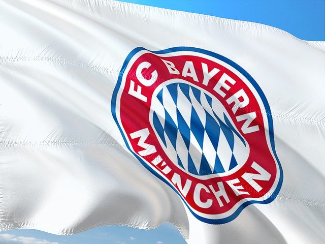 El Bayern celebra su décimo campeonato de fútbol consecutivo
