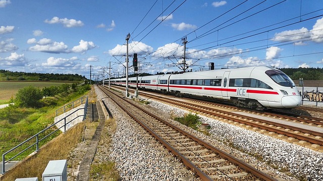 Bahn anunciará el 23 de mayo la venta del billete mensual de 9 euros para el transporte si el gobierno lo confirma