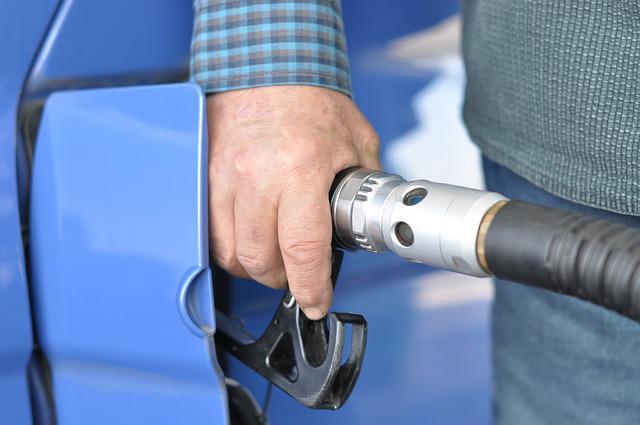 Impuesto al combustible reducido: los precios en las estaciones de servicio están cayendo significativamente