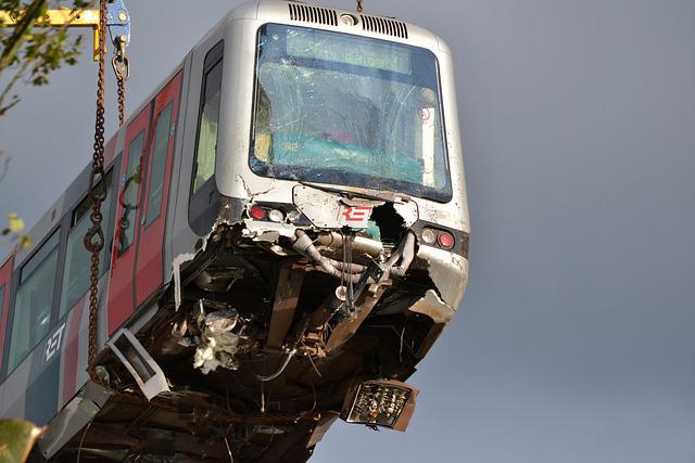 Accidente de tren en Baviera: 5 muertos y más de 40 heridos