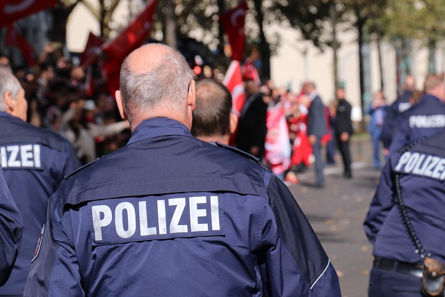 Sindicato policial alemán, preocupado por aumento de violencia en fútbol